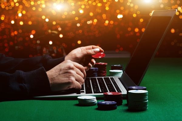 cv66app mobile app interface linking sports betting and game lobby sections